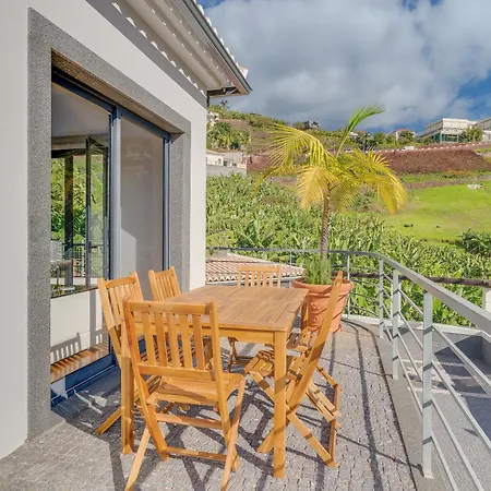 Countryside Charm By Hr Madeira Villa